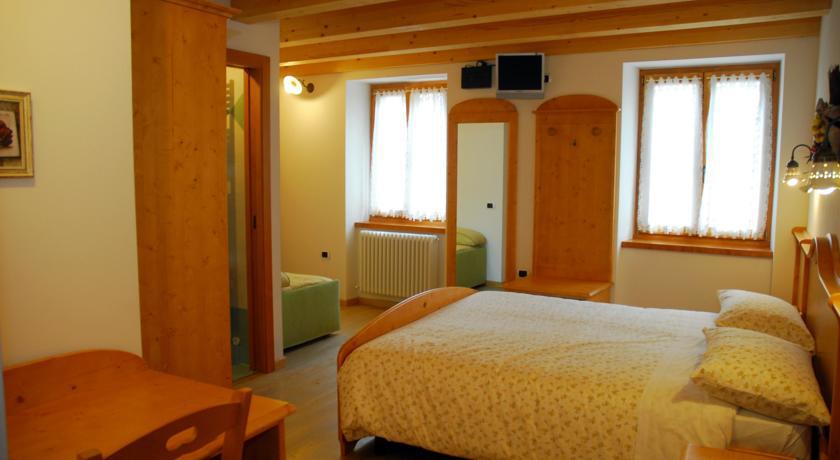 Room&Breakfast Cà mea Dina Bezzecca Exterior foto