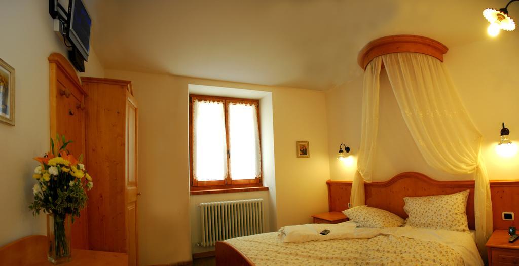 Room&Breakfast Cà mea Dina Bezzecca Quarto foto